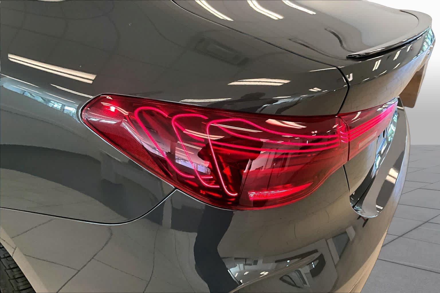 Used 2025 BMW M440i Coupe w/ Premium Package RWD image 26