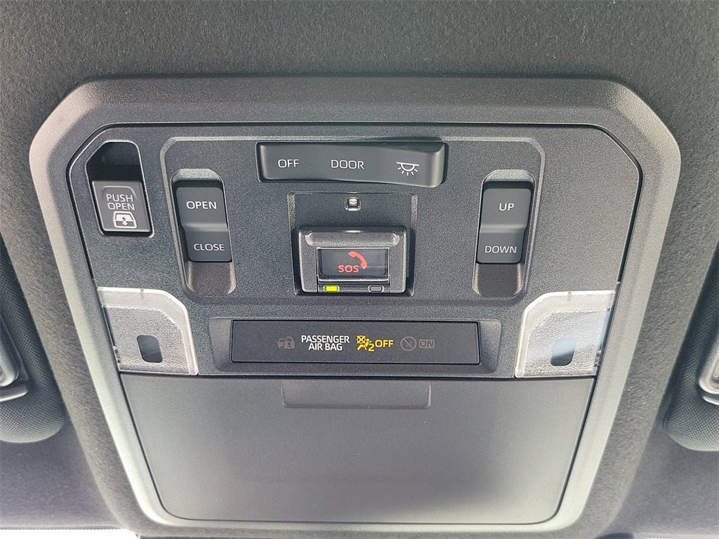 Used 2025 Toyota 4Runner Limited image 16