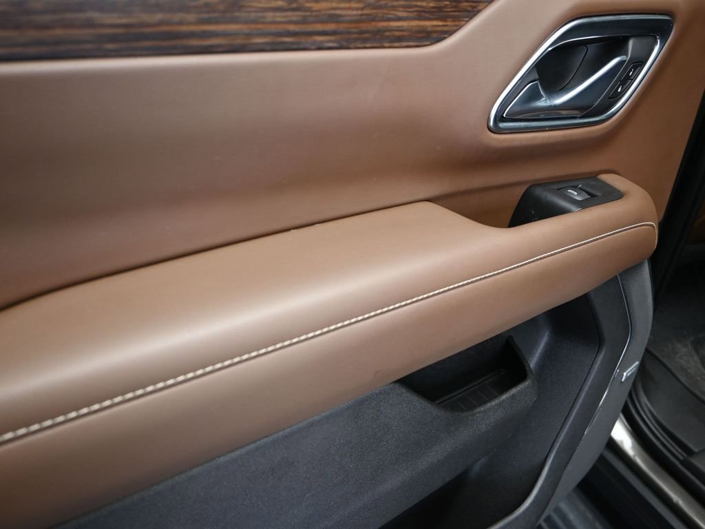 Used 2021 Chevrolet Tahoe High Country w/ Premium Package image 15