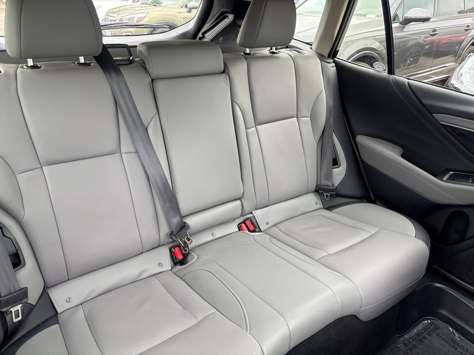 Used 2025 Subaru Outback Limited AWD/4WD image 18