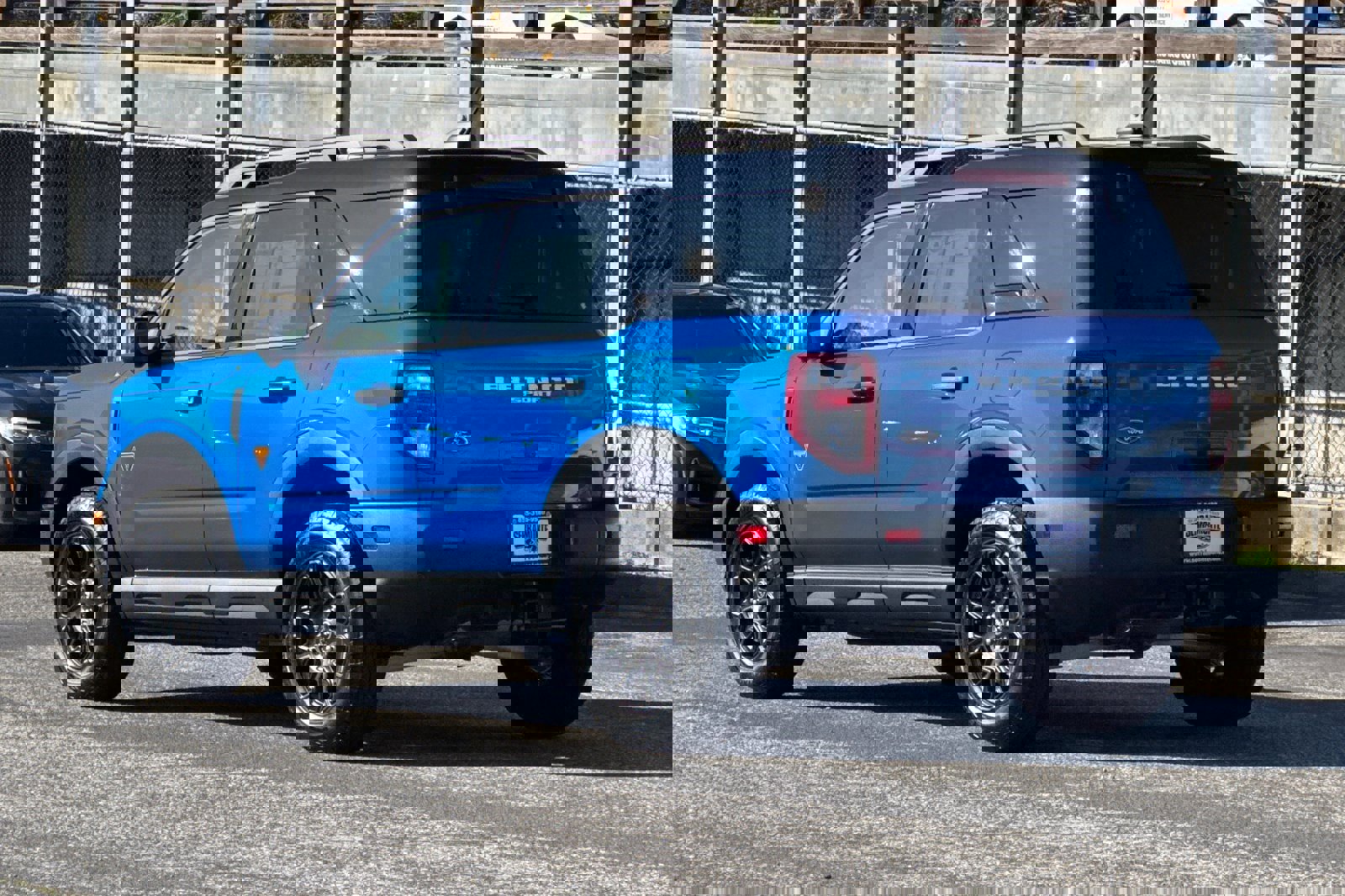 Certified 2025 Ford Bronco Sport Badlands image 6