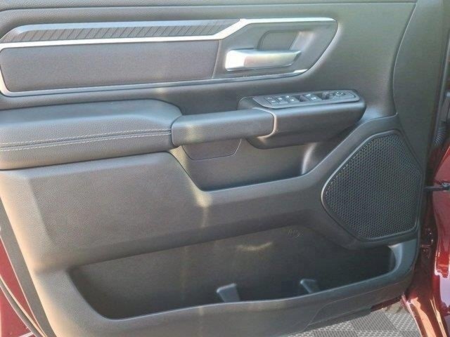 New 2025 RAM 1500 Big Horn AWD/4WD image 8