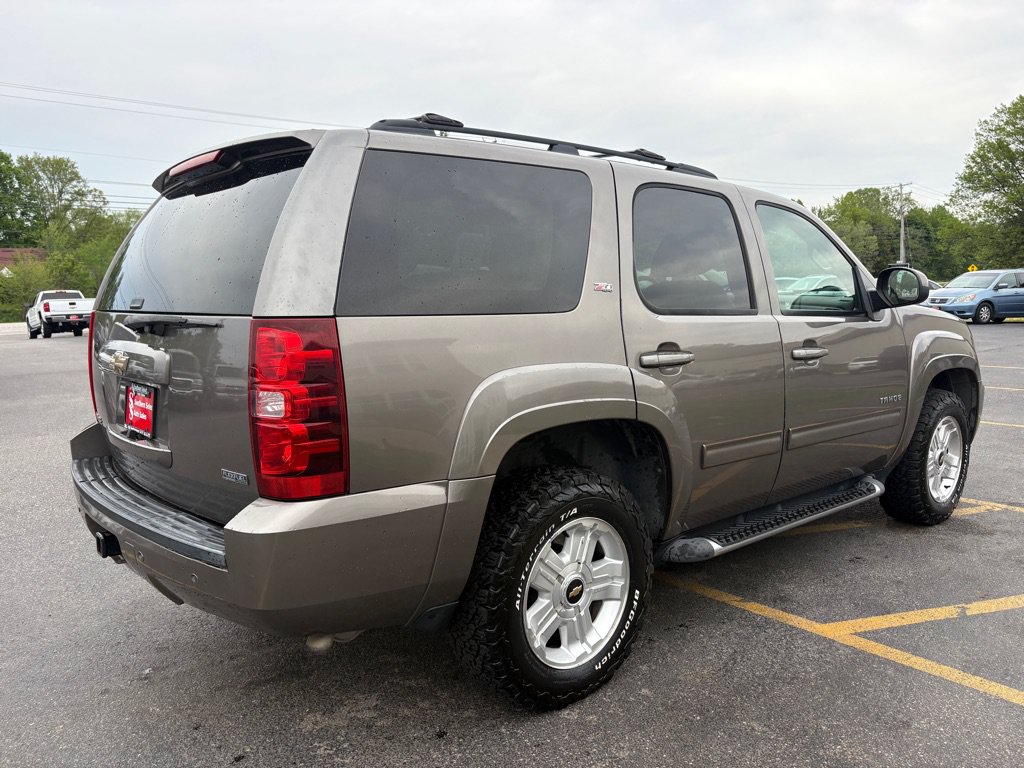 Used 2011 Chevrolet Tahoe LT w/ Suspension Package, Off-Road AWD/4WD image 6