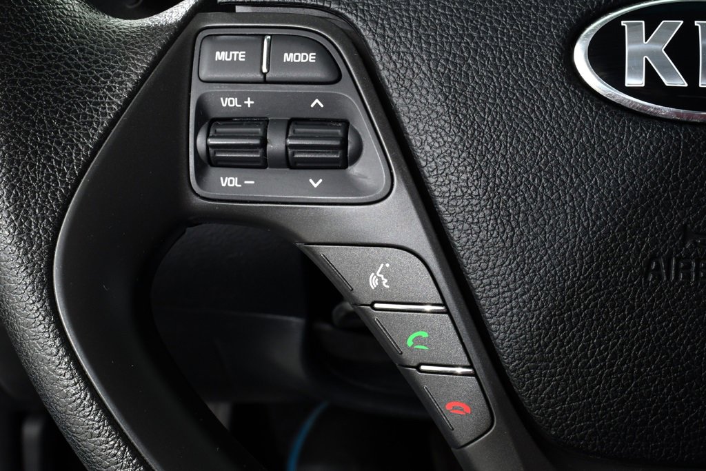 Used 2018 Kia Forte LX w/ LX Rear Camera Package image 32