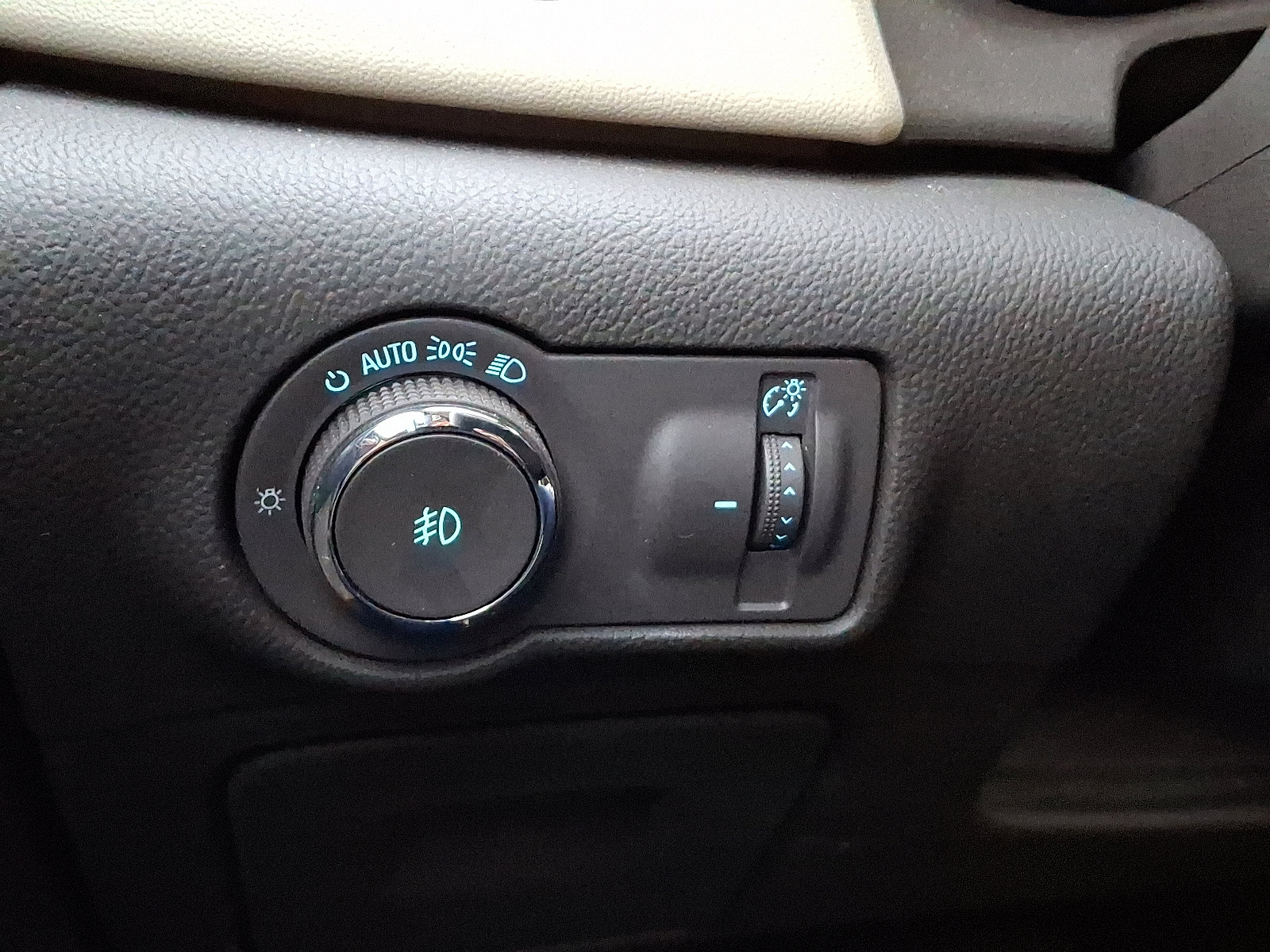 Used 2012 Buick Verano Leather image 21