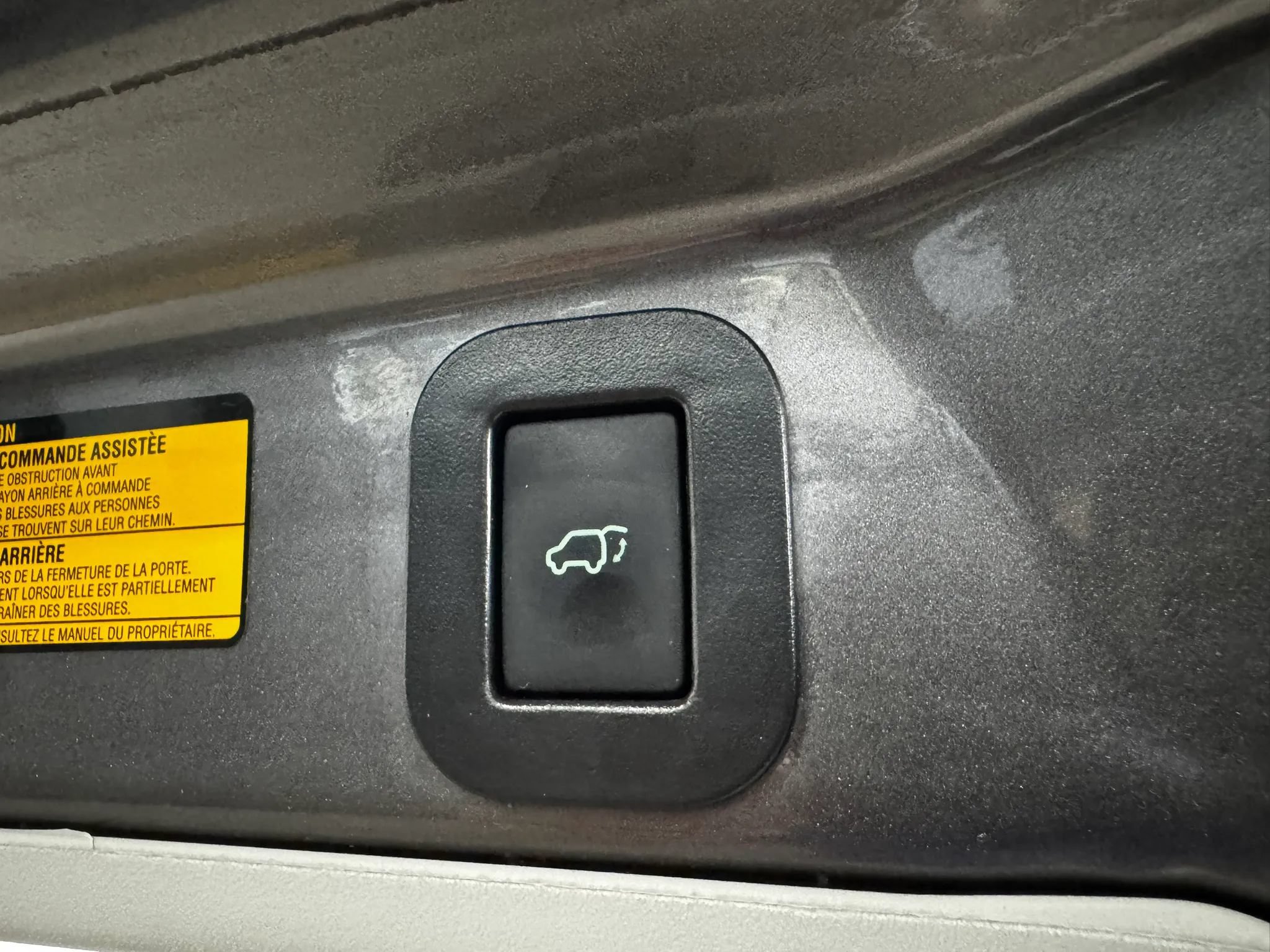 Used 2013 Toyota Sienna SE FWD image 25