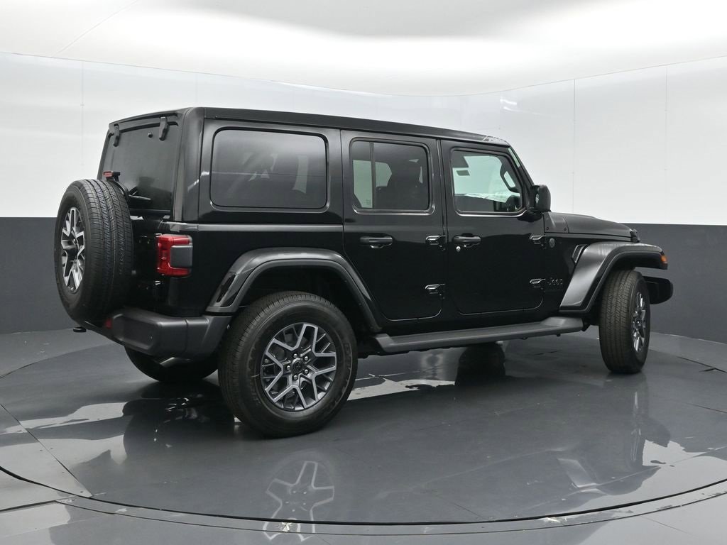 New 2025 Jeep Wrangler Sahara image 7
