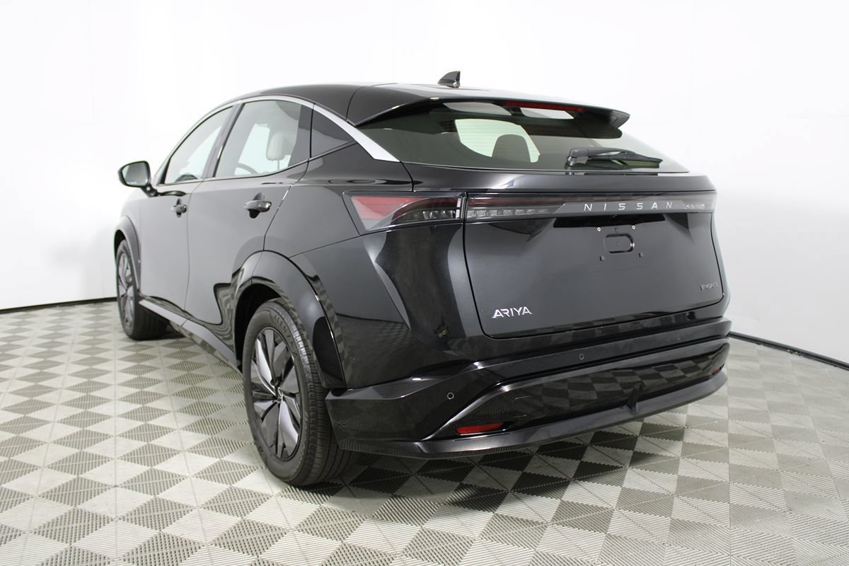 Used 2023 Nissan Ariya FWD image 4