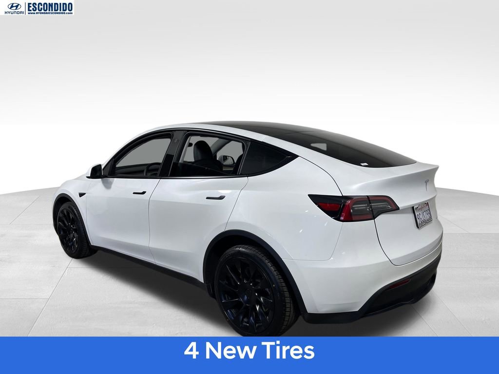 Used 2023 Tesla Model Y Long Range AWD/4WD image 3