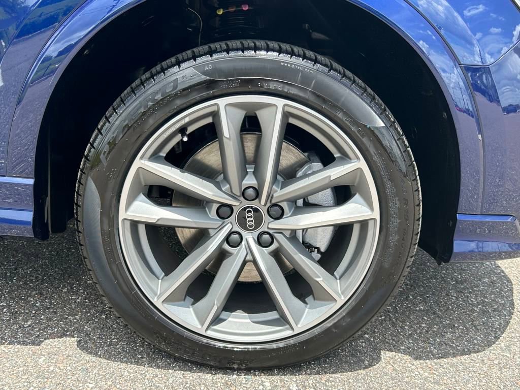 New 2025 Audi Q3 2.0T Premium image 28
