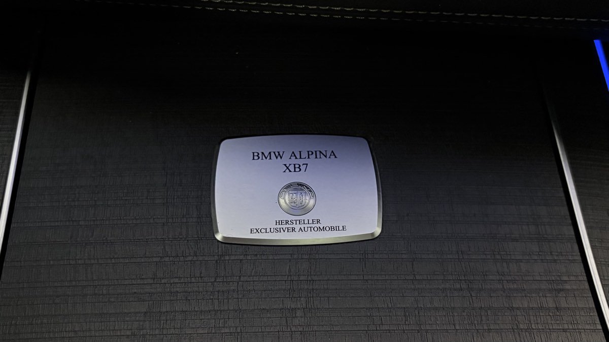 Used 2021 BMW ALPINA XB7 AWD/4WD image 29