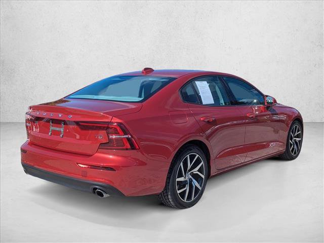 Used 2019 Volvo S60 T5 Momentum w/ Premium Package FWD image 5