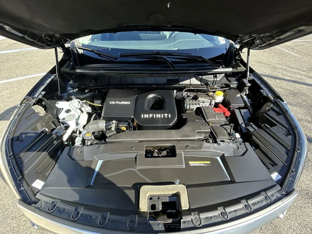 Certified 2026 INFINITI QX60 Luxe w/ Cargo Package AWD/4WD image 14