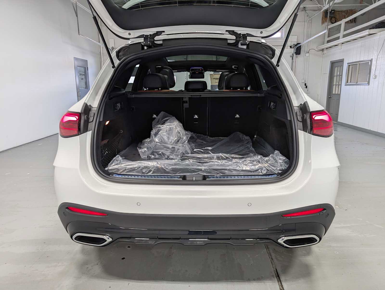 New 2026 Mercedes-Benz GLC 300 4MATIC image 19