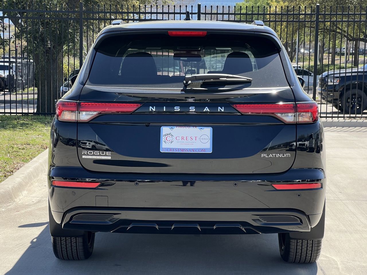 New 2026 Nissan Rogue Platinum image 5