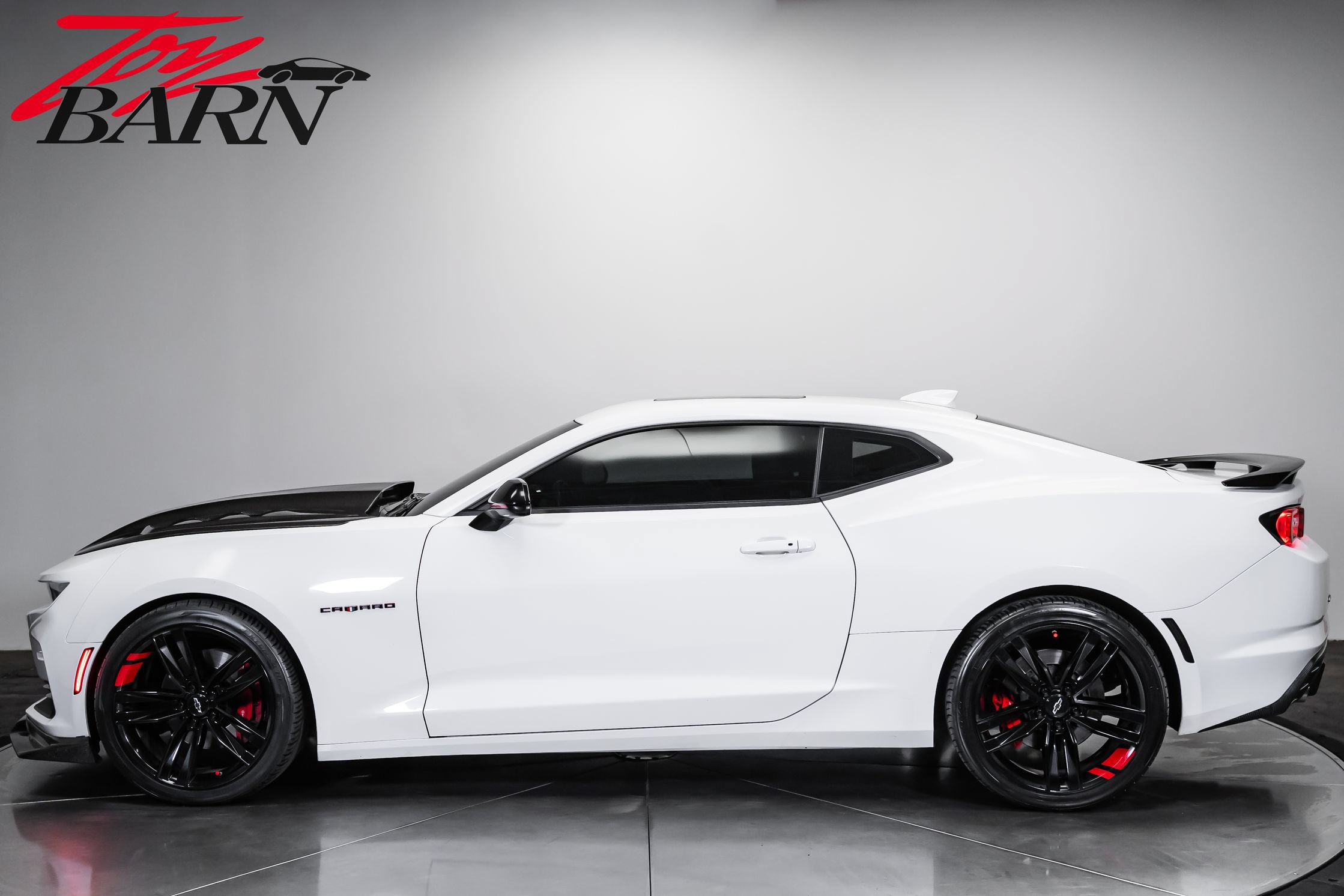 Used 2021 Chevrolet Camaro SS w/ Redline Edition RWD image 2