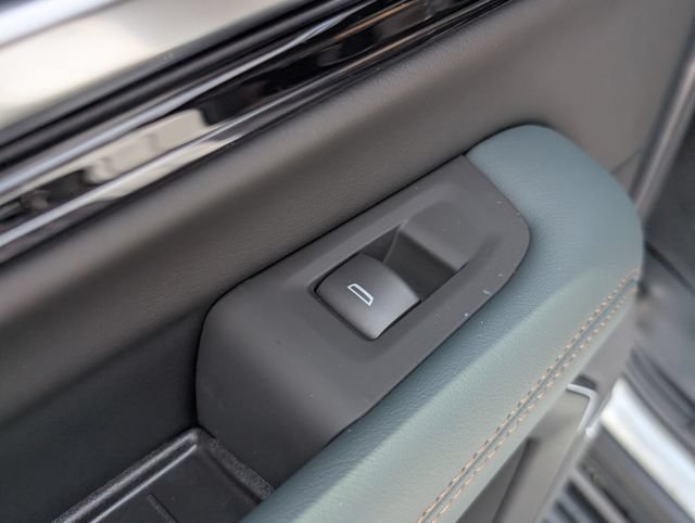 New 2026 GMC Yukon AT4 w/ AT4 Premium Plus Package AWD/4WD image 11