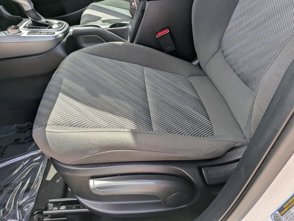 Certified 2025 Kia Seltos LX AWD/4WD image 20