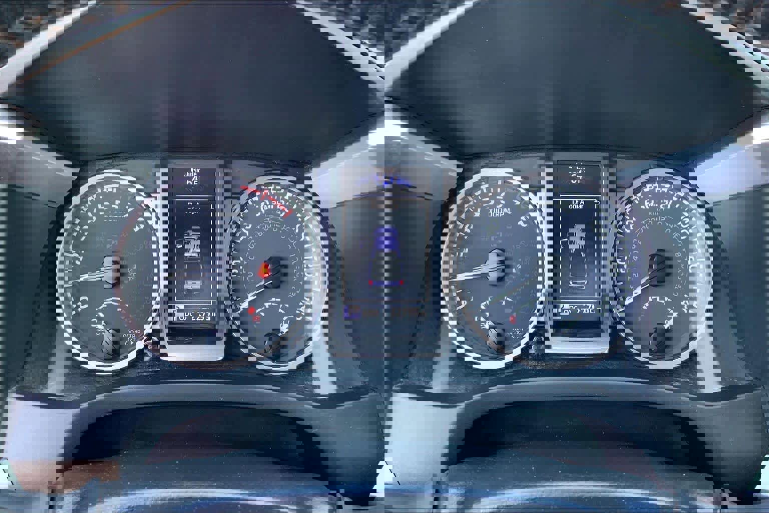 Used 2023 Toyota Tacoma SR5 image 25