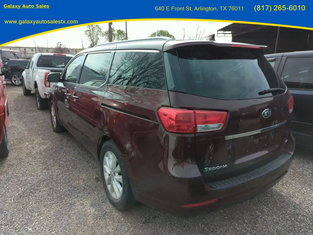 Used 2016 Kia Sedona EX image 3