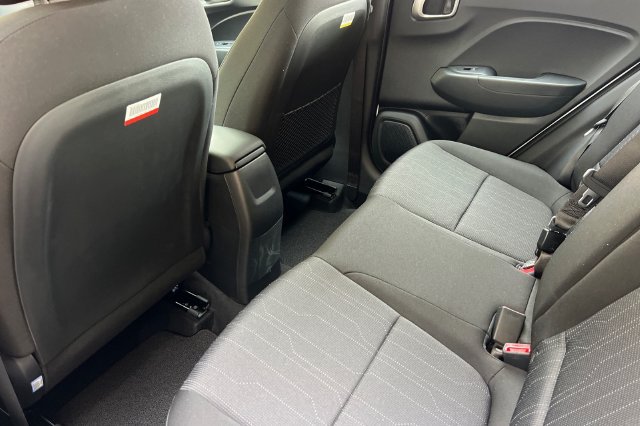 New 2026 Hyundai Venue SE FWD image 11