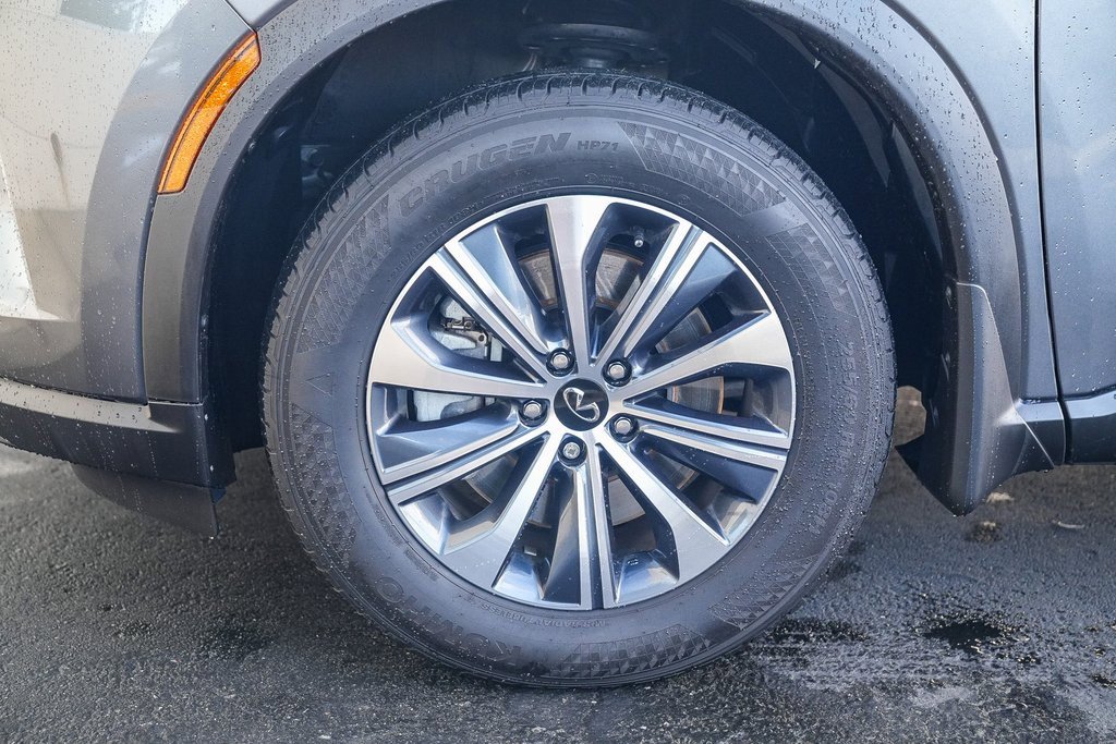 Certified 2025 INFINITI QX60 Pure image 9