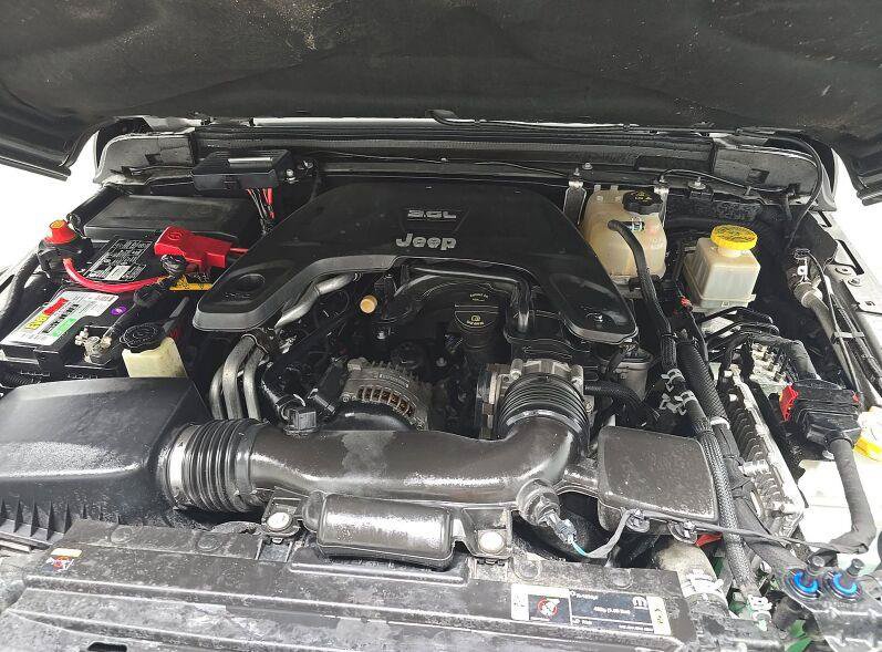 Used 2021 Jeep Gladiator Mojave AWD/4WD image 7