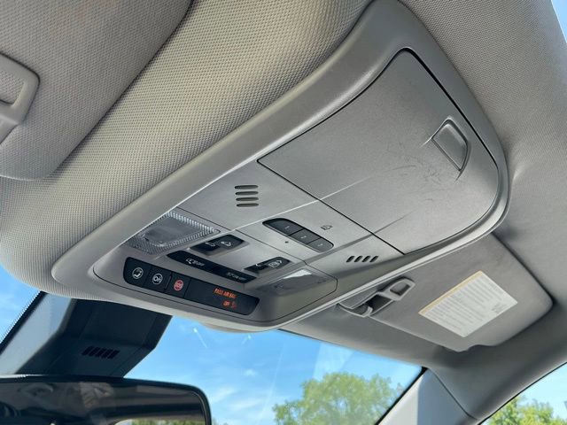 Used 2020 Chevrolet Equinox LT AWD/4WD image 30
