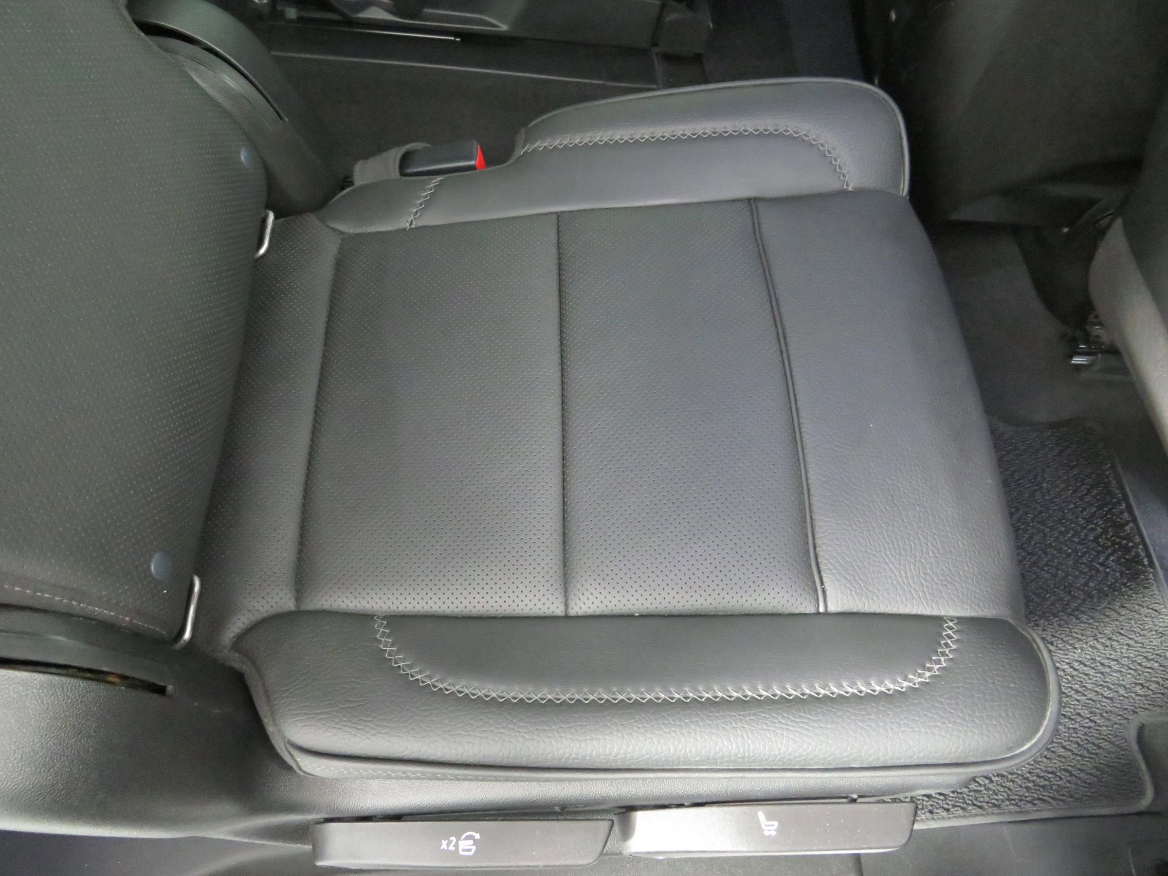 Used 2022 GMC Yukon XL Denali w/ Advanced Technology Package image 45