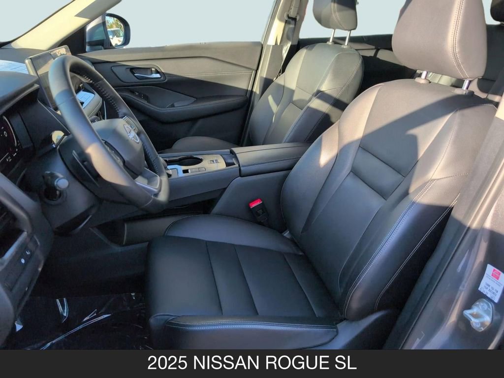 Certified 2025 Nissan Rogue SL w/ Tech Package FWD image 16