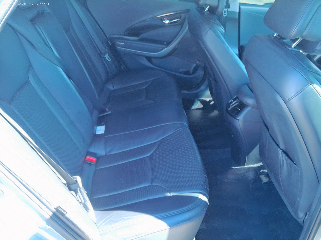 Used 2014 Hyundai Azera Limited w/ Option Group 02 image 21