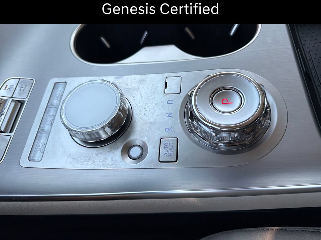 Certified 2026 Genesis GV70 2.5T Select AWD/4WD image 25