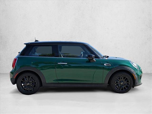 Used 2021 MINI Cooper 2-Door Hardtop w/ Driver Assistance Package FWD image 4