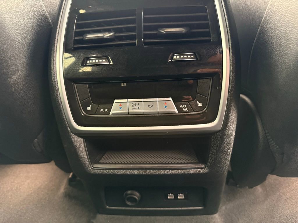 Used 2024 BMW X5 xDrive40i w/ Premium Package image 30