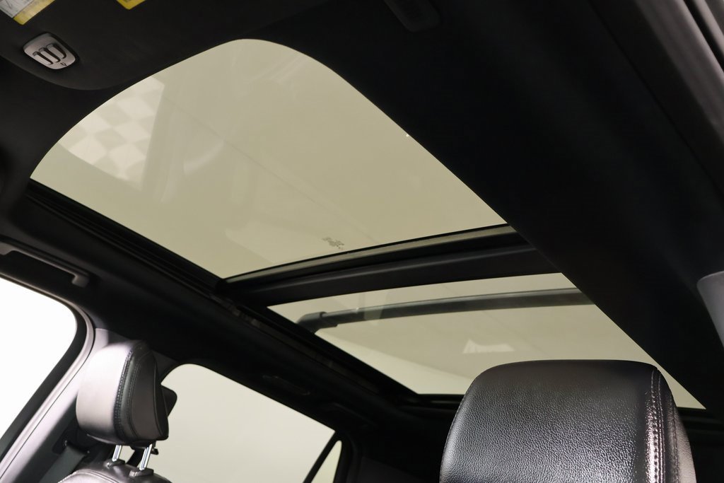 Used 2021 Ford Expedition Max Limited image 17