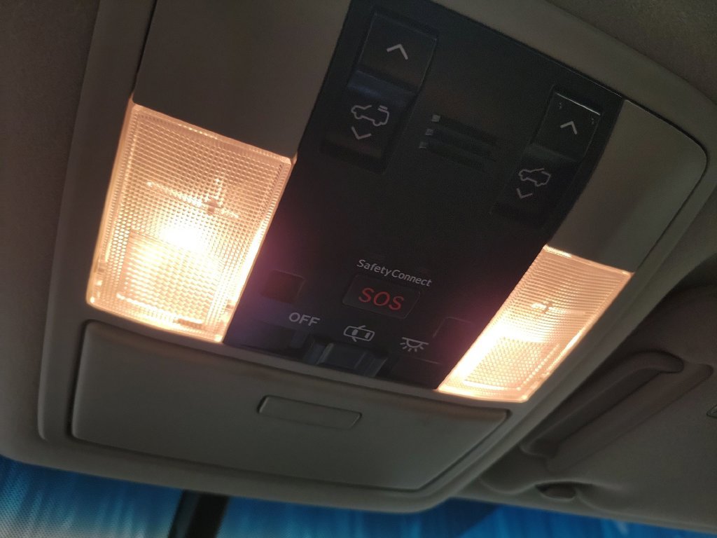 Used 2018 Lexus GX 460 w/ Navigation Package AWD/4WD image 24