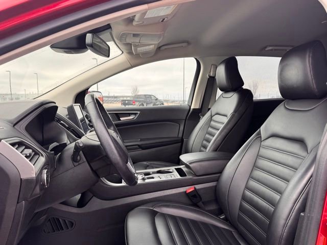 Used 2022 Ford Edge SEL w/ Convenience Package AWD/4WD image 6
