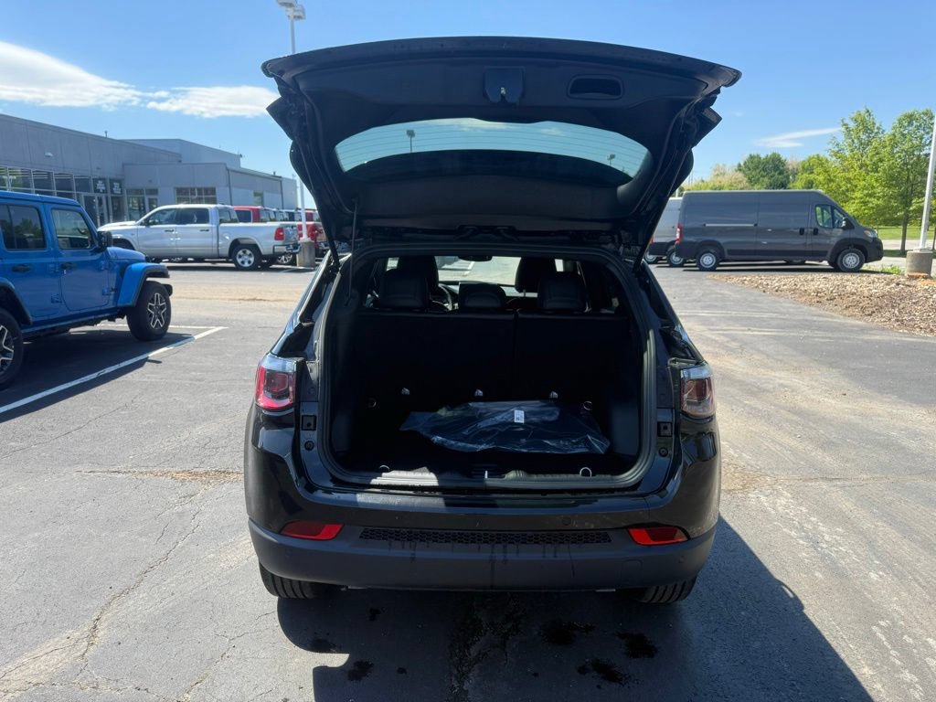 New 2026 Jeep Compass Limited AWD/4WD image 39