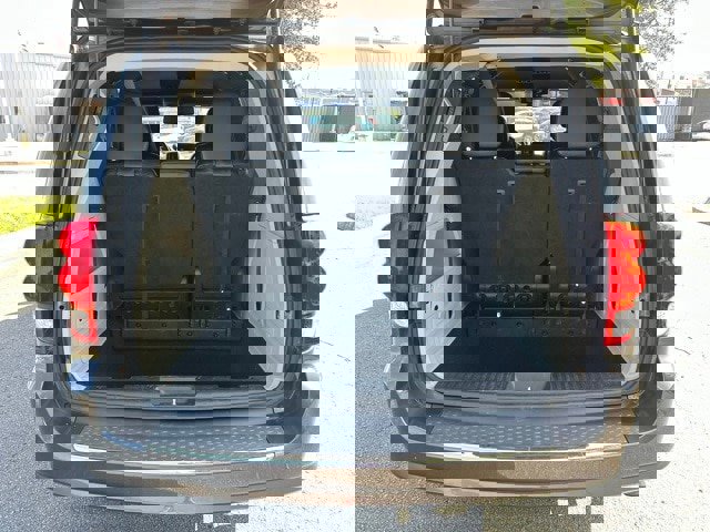 Used 2019 Dodge Grand Caravan SXT image 7