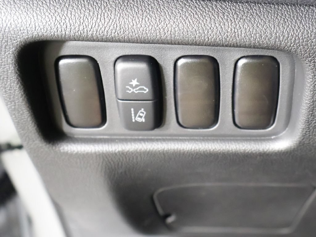 New 2027 Mitsubishi Outlander Sport LE AWD/4WD image 31