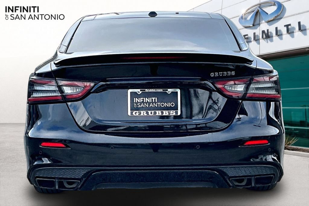 Used 2023 Nissan Maxima SR w/ Sport Mat Group FWD image 5