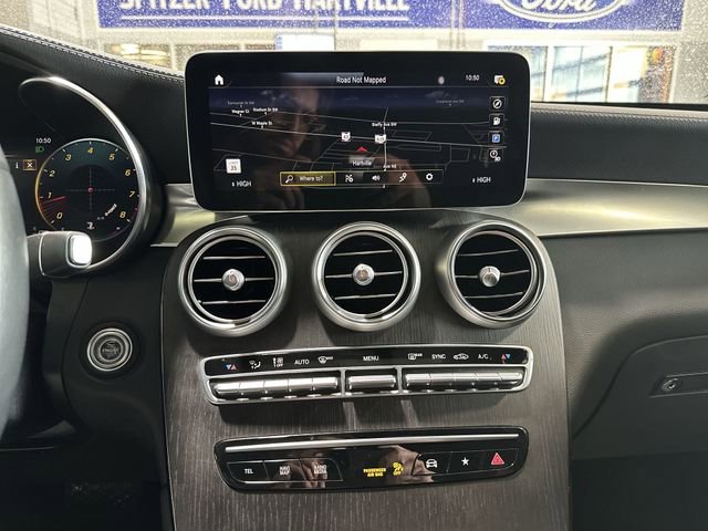 Used 2023 Mercedes-Benz GLC 300 4MATIC Coupe image 14