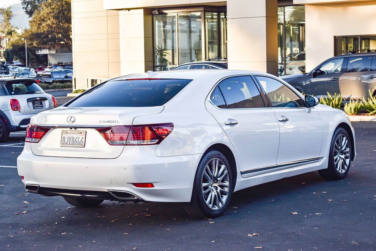 Used 2015 Lexus LS 460 L image 6