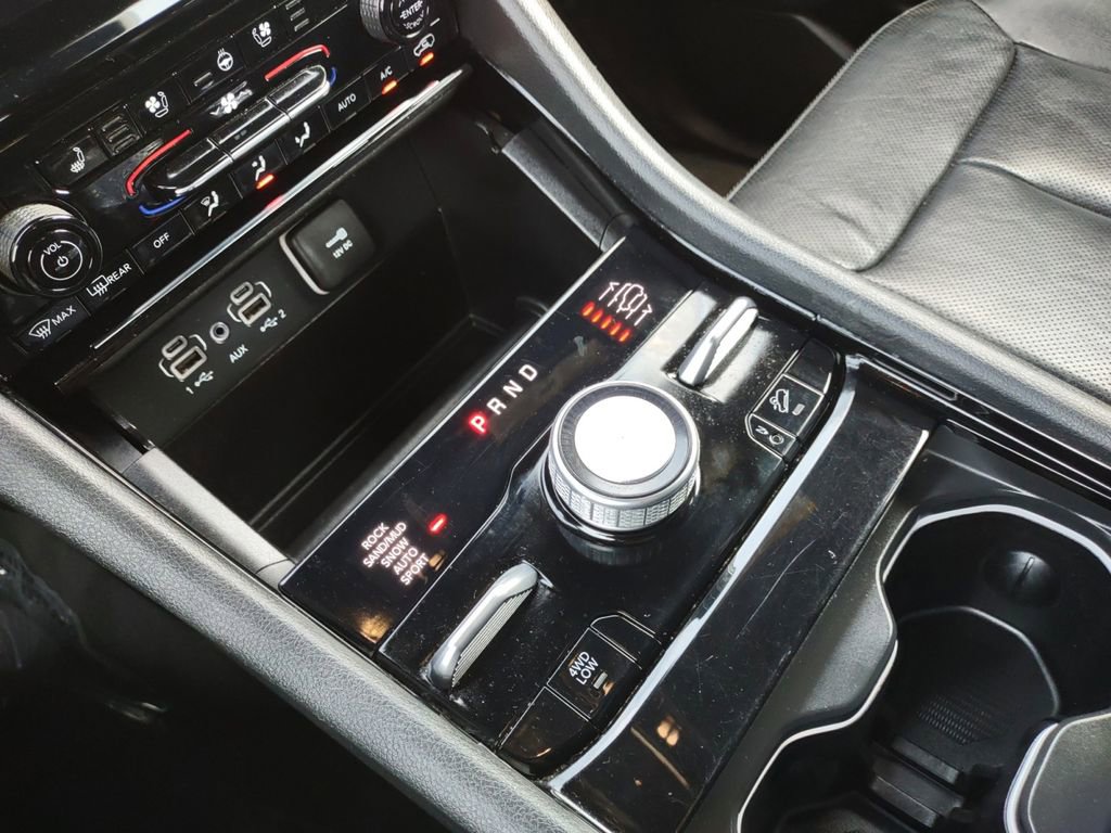 Used 2023 Jeep Grand Cherokee L Overland image 17