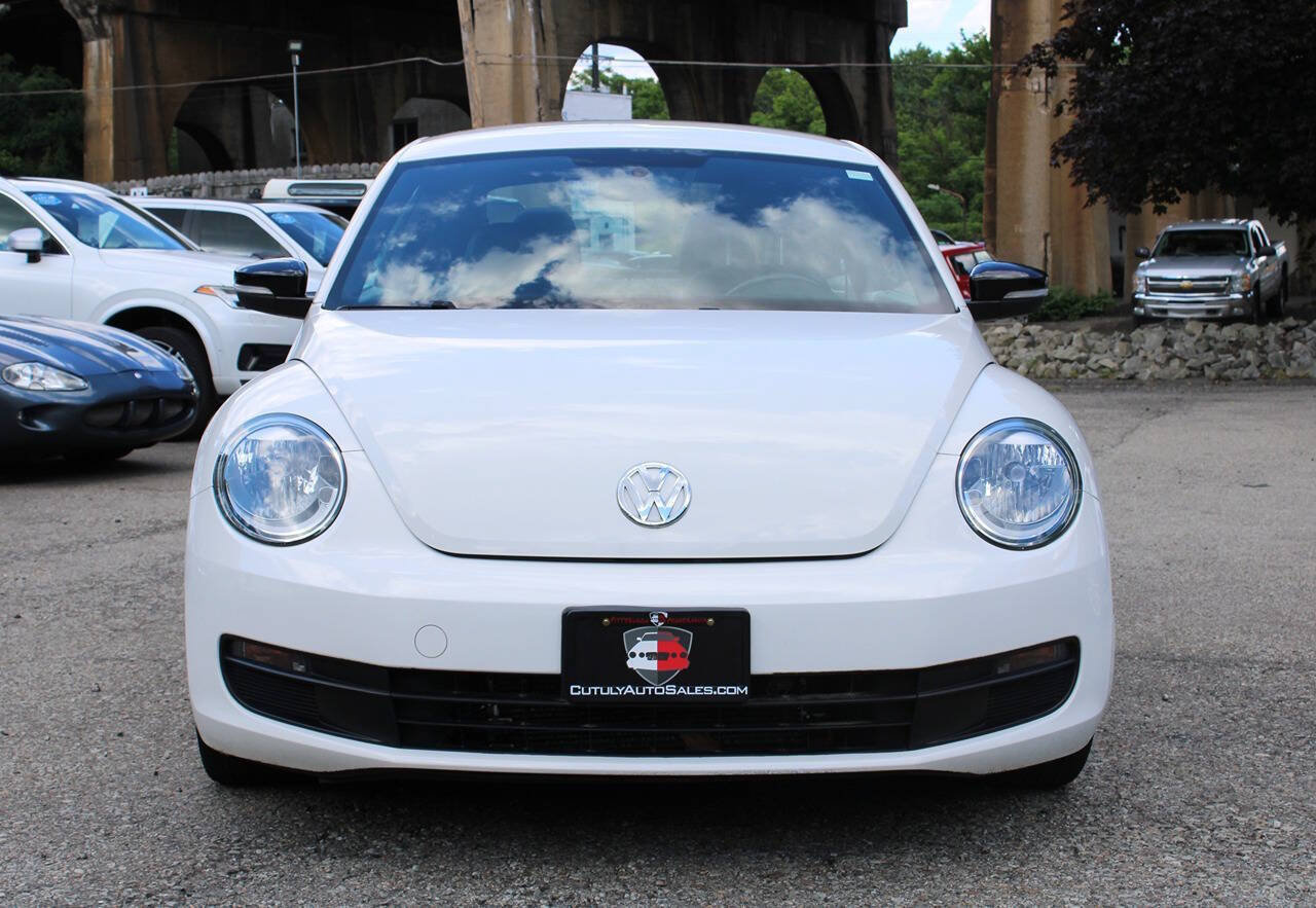 Used 2012 Volkswagen Beetle 2.5 FWD image 2