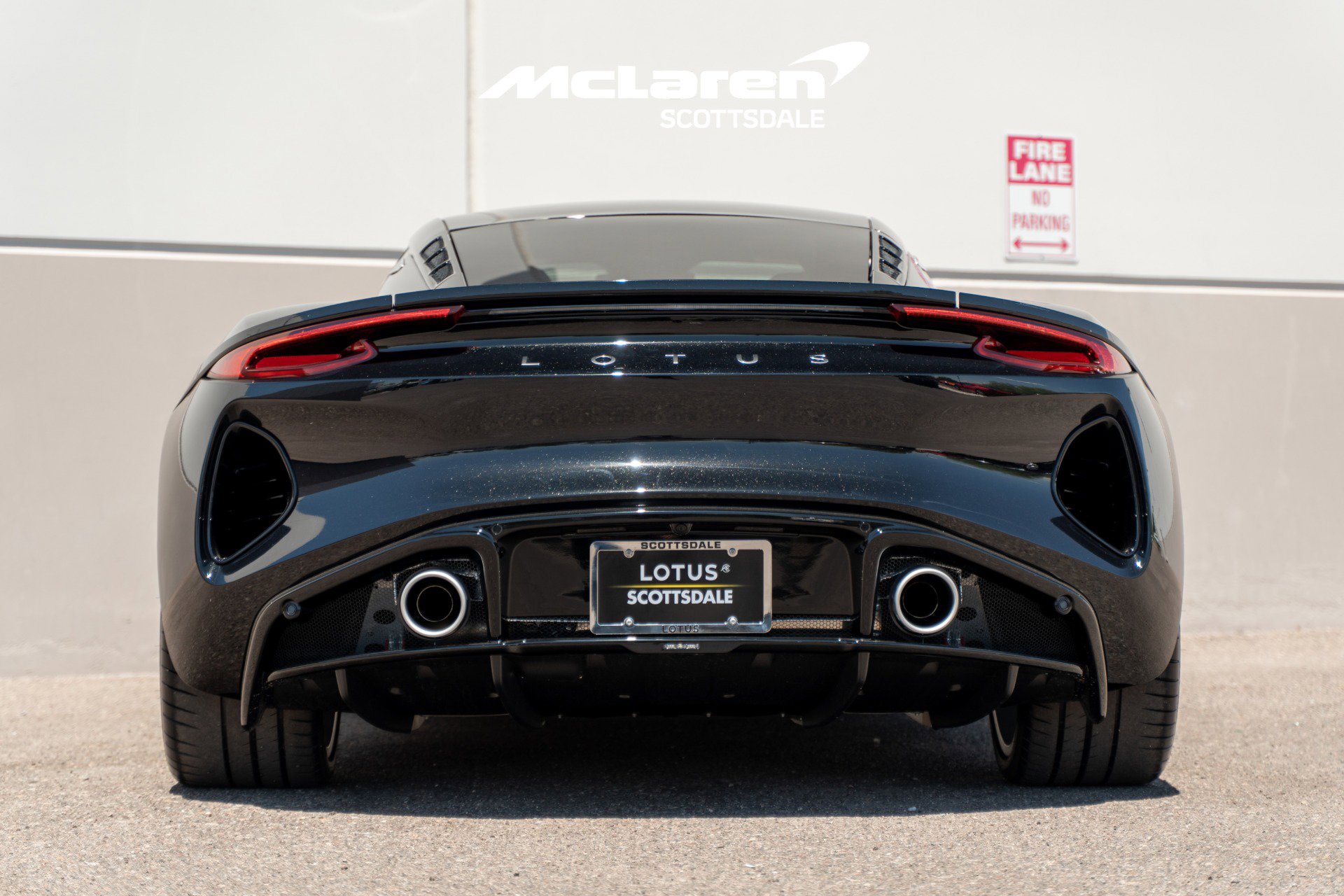 New 2025 Lotus Emira image 6