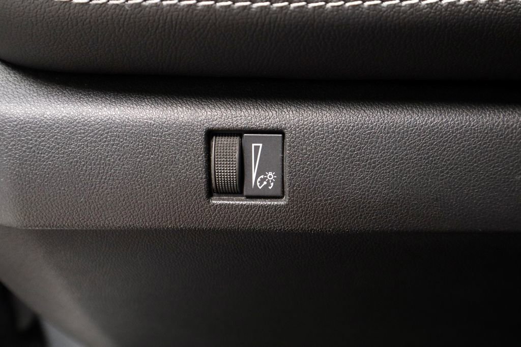 Used 2023 Chevrolet Colorado LT w/ LT Convenience Package image 28