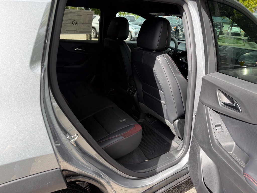 New 2027 Chevrolet Equinox RS w/ Convenience Package III AWD/4WD image 14