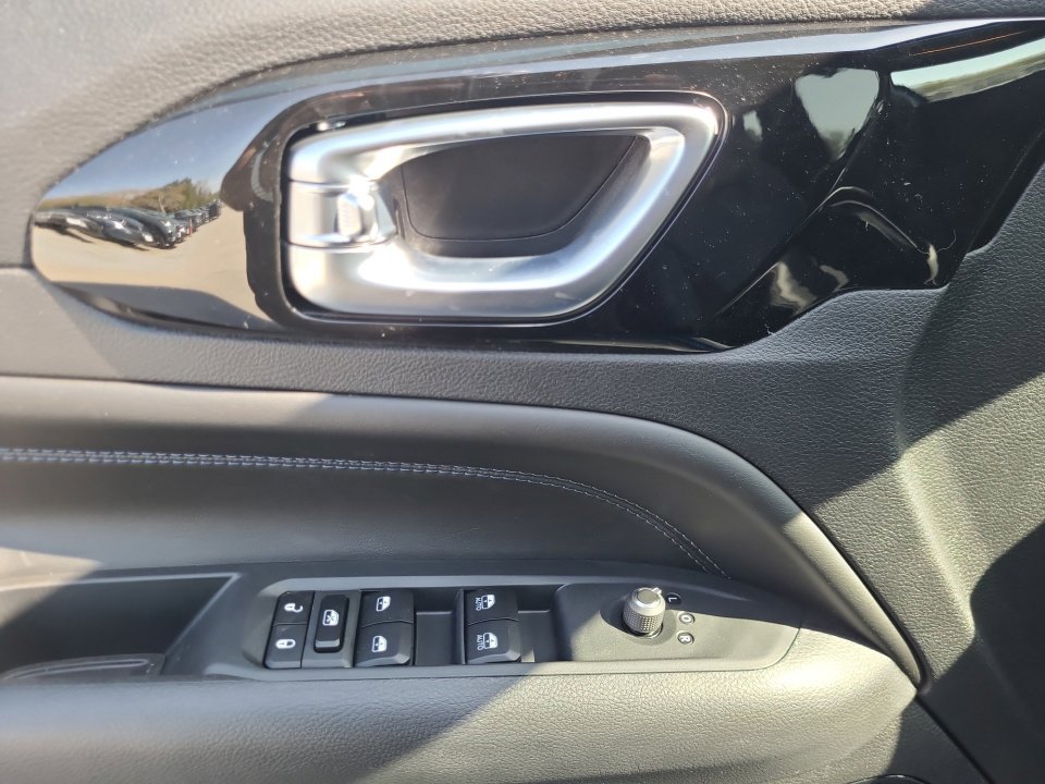 New 2026 Jeep Compass Latitude image 32