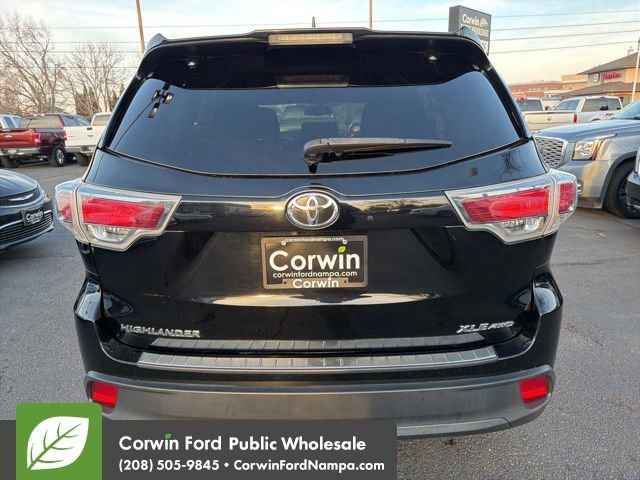 Used 2016 Toyota Highlander XLE image 6